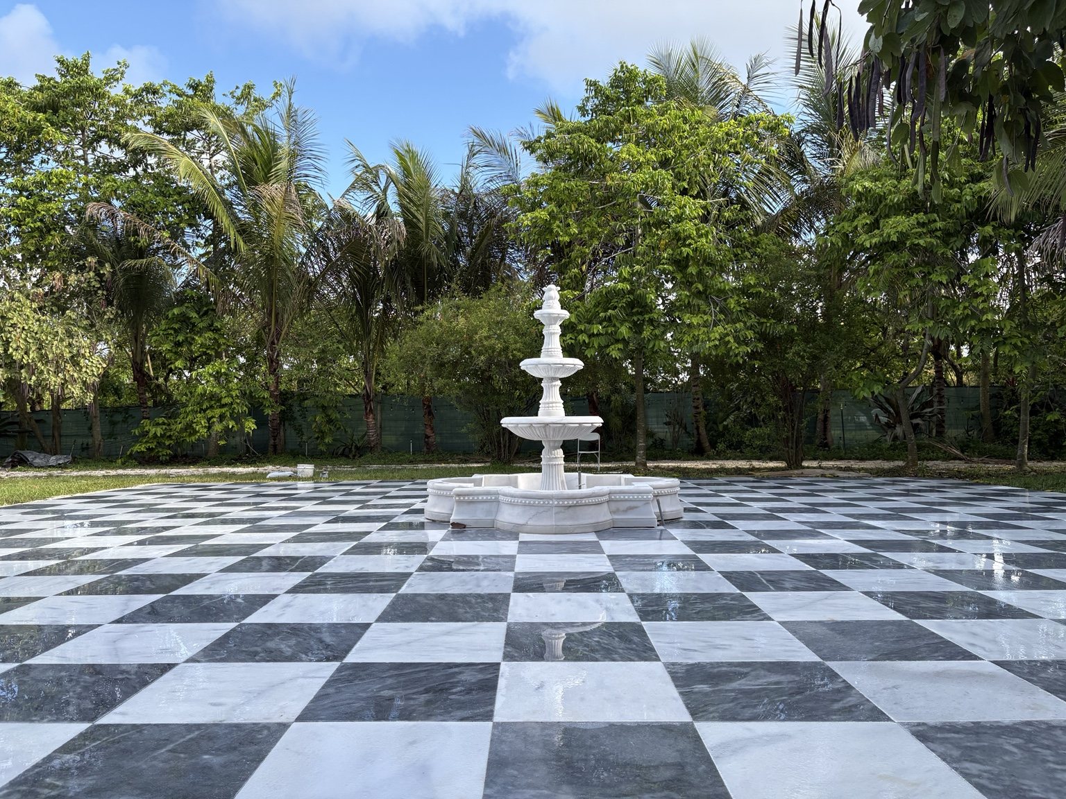 Pavers, travertine & pool deck work